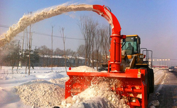  【俄供】出口扫雪机、螺旋除雪机、滚刷式扫雪机、模块化建筑房